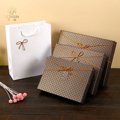 CMYK Navy Blue Foldable Cardboard Gift Boxes With Ribbon Fashionable